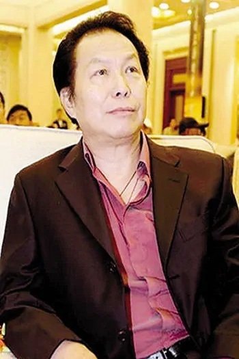 Jianzhong Huang