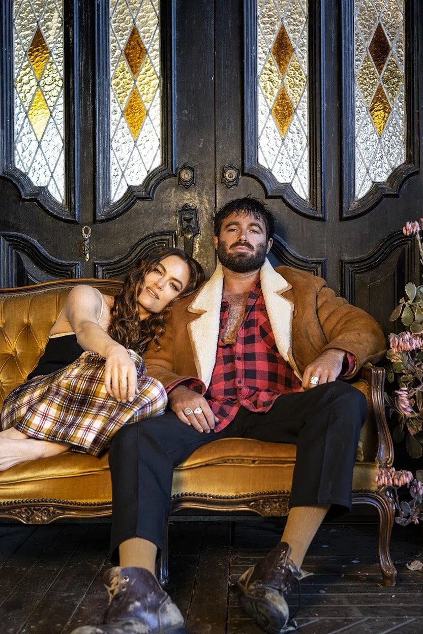 Angus & Julia Stone