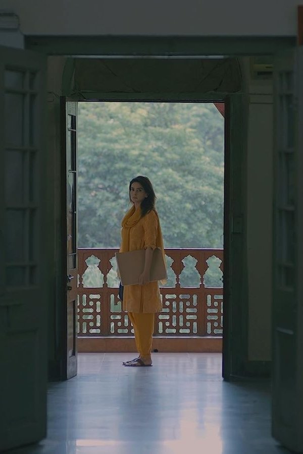 Tumharey Husn Kay Naam